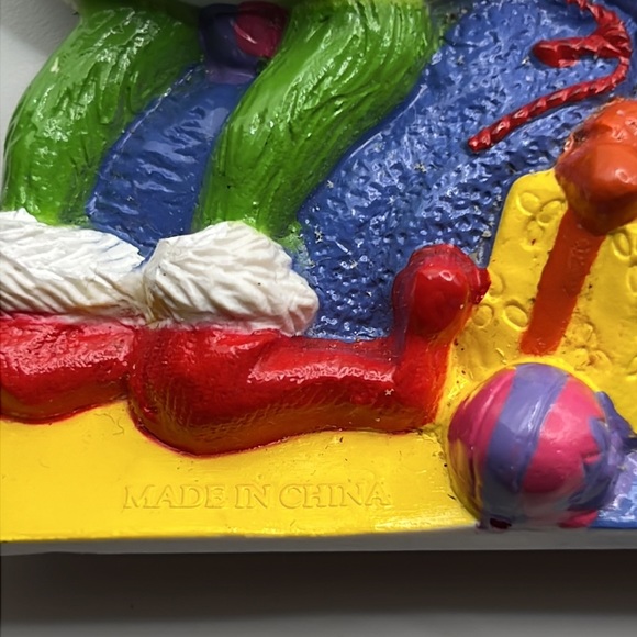 GRINCH CHRISTMAS PHOTO FRAME-UNIVERSAL STUDIOS - Picture 7 of 7